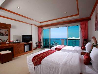Absolute Beach Resort Phuket Екстериор снимка